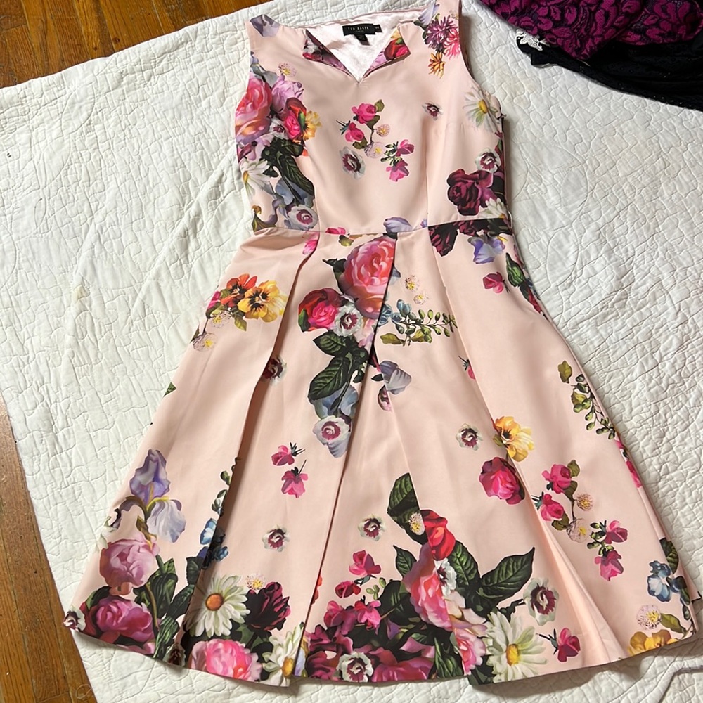 Ted 2 like side 4,6 us , beautiful ready to wear